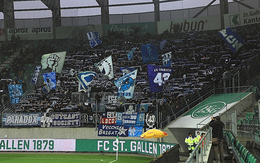 Samstig: Alli uf St. Galle! Extrazug und Tickets