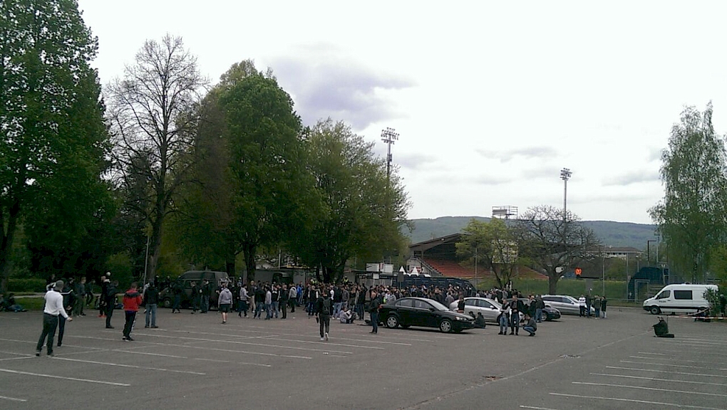 Teil der Südkurve bereits vor dem Brügglifeld!