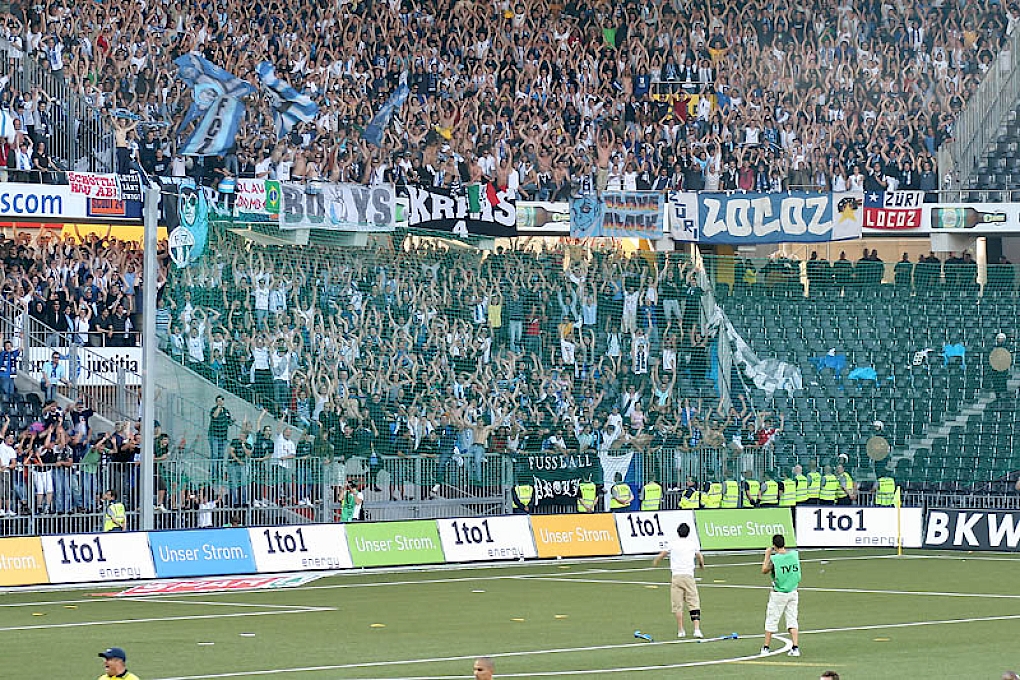 Mit zwei Extrazügen nach Bern!