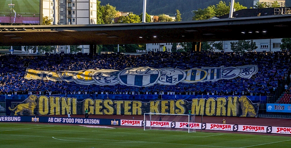 AUCH HEUTE GEGEN SERVETTE: Spendenaktion in der Südkurve für das neue Museum